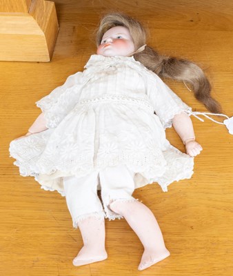 Lot 1171 - Kammer & Reinhardt Bisque Socket Head Doll...