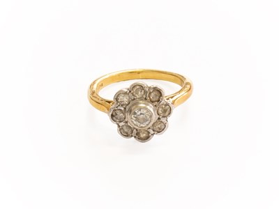 Lot 301 - An 18 Carat Gold Diamond Cluster Ring, the...
