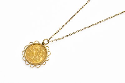 Lot 344 - A Half Sovereign Pendant on Chain, dated 1913,...