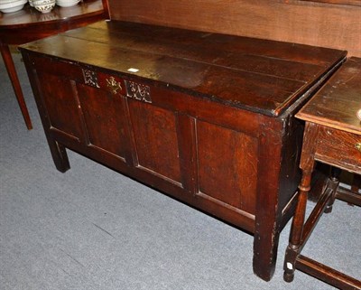 Lot 474 - 18th century oak coffer (EW)