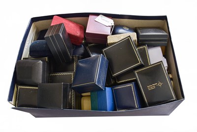 Lot 422 - A Quantity of Jewellery, including Wedgwood...