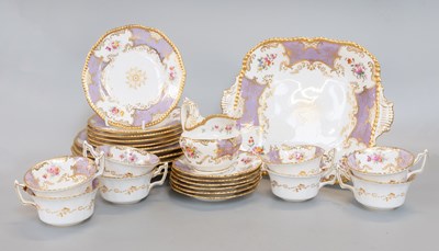 Lot 248 - A Coalport Batwing Pattern Service, with gilt...