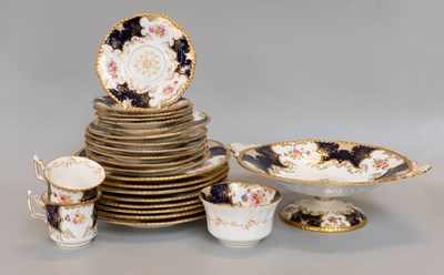 Lot 247 - A Coalport Batwing Pattern Service, with gilt...