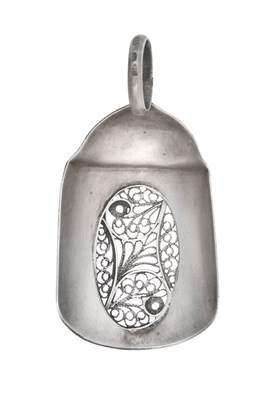 Lot 5 - A George III Silver Caddy-Spoon, by Samuel...
