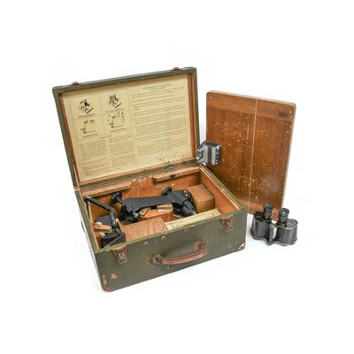 Lot 174 - A Rare Second World War Stereoscope Universal...