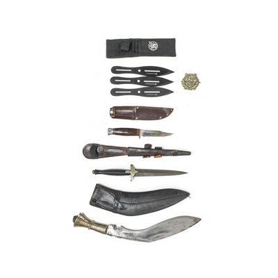 Lot 268 - A Modern Third Pattern Fighting Knife, with...