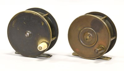Lot 3195 - An R Anderson & Son 4" Brass Platewind Reel