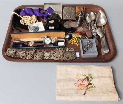 Lot 46 - A Selection of Silver Tea Spoons, table silver...