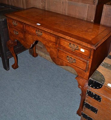 Lot 569 - Georgian style lowboy