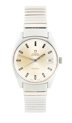 Lot 2451 - Omega: A Stainless Steel Automatic Calendar...