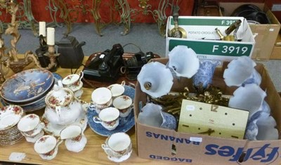 Lot 605 - A large quantity of assorted items including clocks, wall mirror, light fittings, Royal Albert...