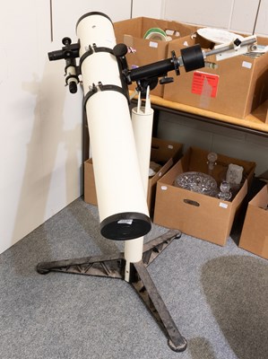 Lot 1230 - An Astronomical Reflecting Telescope, with 5"...