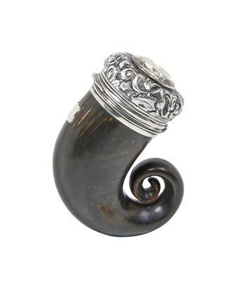 Lot A Victorian Scottish Silver-Mounted Ram's Horn Snuff-Mull
