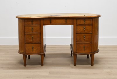 Lot 539 - A Victorian Walnut Kidney-Shape Dressing Table...