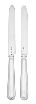 Lot 119 - Eight George III or Victorian Silver-Bladed Fruit-Knives