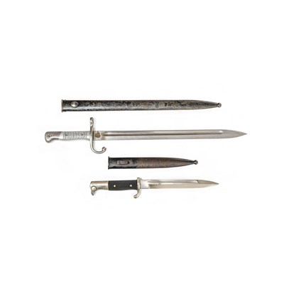 Lot 305 - A Second World War Argentinian M1891 Sword...