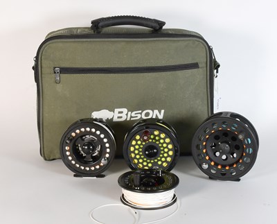 Lot 3169 - A Vision VSII 4 1/4" Fly Reel