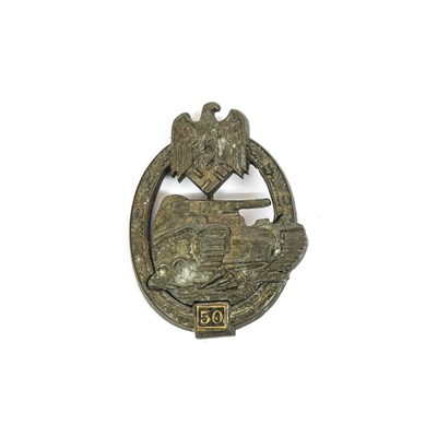 Lot 217 - A Second World War German Army Panzer Badge in...