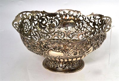 Lot 7 - Victorian silver pierced basket