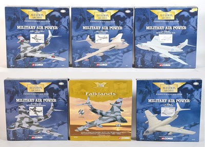 Lot 3418 - Corgi Aviation Archive 1:144 Scale Handley Page Victor Models