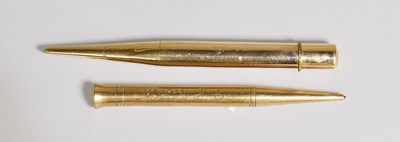 Lot 186 - Two George V Gold Propelling Pencils, One a...
