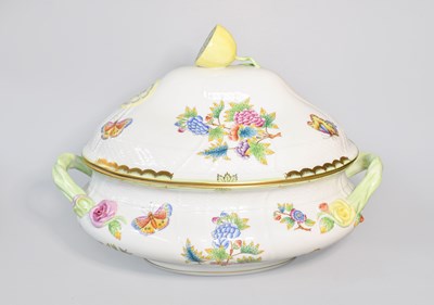 Lot 261 - Herend Oval Soup Tureen with Cover, in Queen...