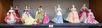 Lot 209 - Eleven Royal Doulton Figures, Royal Worcester...