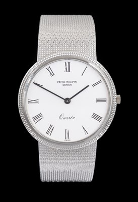 Lot 2158 - Patek Philippe: An 18 Carat White Gold...