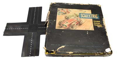 Lot 3252 - Scalextric Model No.2 Set