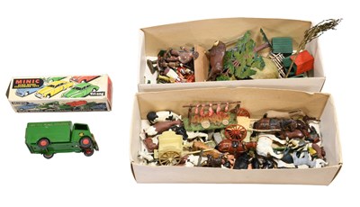 Lot 3322 - Britains Various Farmyard Animals And Related Items