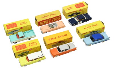 Lot 3350 - Dinky US Cars