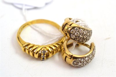 Lot 198 - An 18ct gold ring and a pair of 9ct gold earrings