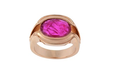 Lot 2060 - A Ruby Ring the oval cut ruby in a rose...