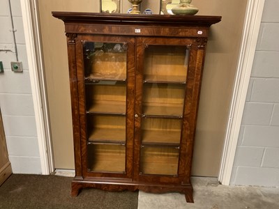 Lot 557 - A William IV Mahogany Free-Standing Bookcase,...