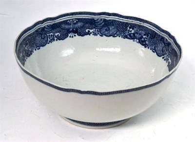 Lot 232 - A Chinese porcelain bowl