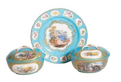 Lot 147 - A Pair of Sèvres Porcelain Ecuelles and Covers,...
