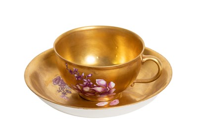Lot 142 - A Meissen Porcelain Gold-Ground Teacup and...