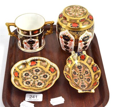 Lot 241 - Royal Crown Derby ginger jar and cover, loving cup and two shaped dishes (4)