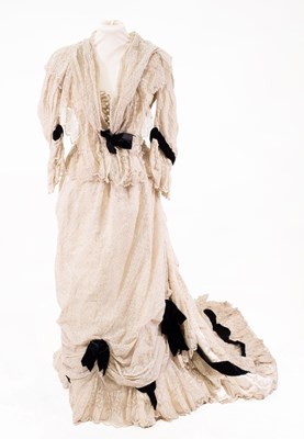 Lot 2254 - Late 19th Century Madame Charles Robes et...