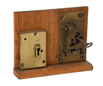 Lot 8 - An Aubin A1 Guardian Safe Lock, mounted on an...