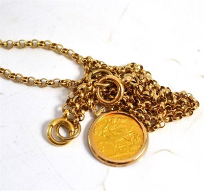 Lot 306 - A 1913 half sovereign pendant on a belcher necklace