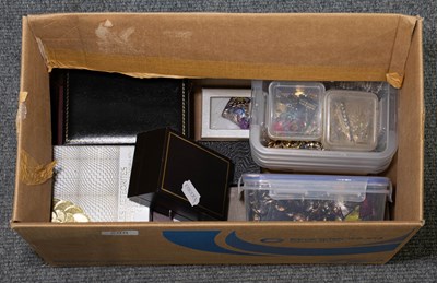 Lot 288 - A Quantity of Jewellery, including a 9 carat...