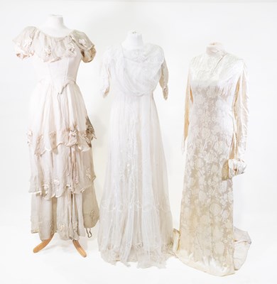 Lot 2215 - Edwardian Day Dress in white net with draped...