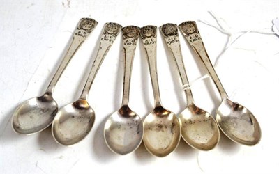 Lot 360 - Set of six silver George V teaspoons