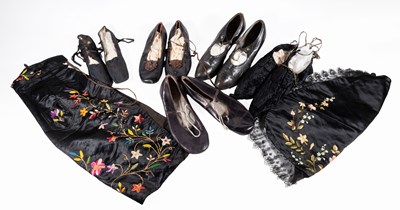 Lot 2218 - Assorted Late 19th/Early 20th Century Shoes...