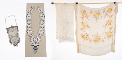 Lot 2156 - Assorted Mainly Early 20th Century Textiles...