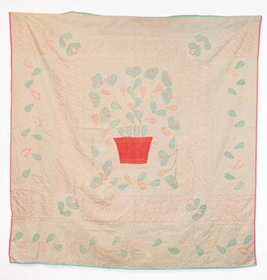 Lot 2121 - Early 19th Century Appliqué Quilt, decorated...