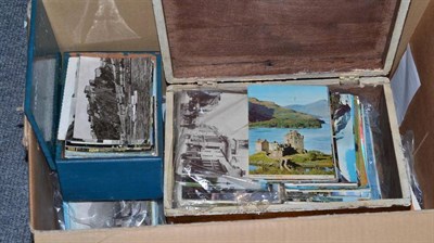 Lot 384 - Quantity of postcards