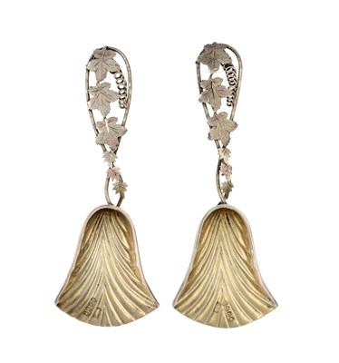 Lot 33 - A Pair of Victorian Silver-Gilt Caddy-Spoons,...