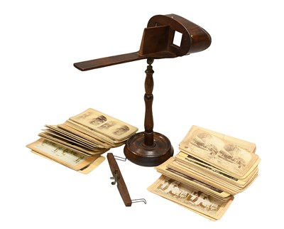 Lot 120 - Underwood & Underwood 'The Perfecscope' Stereo Viewer